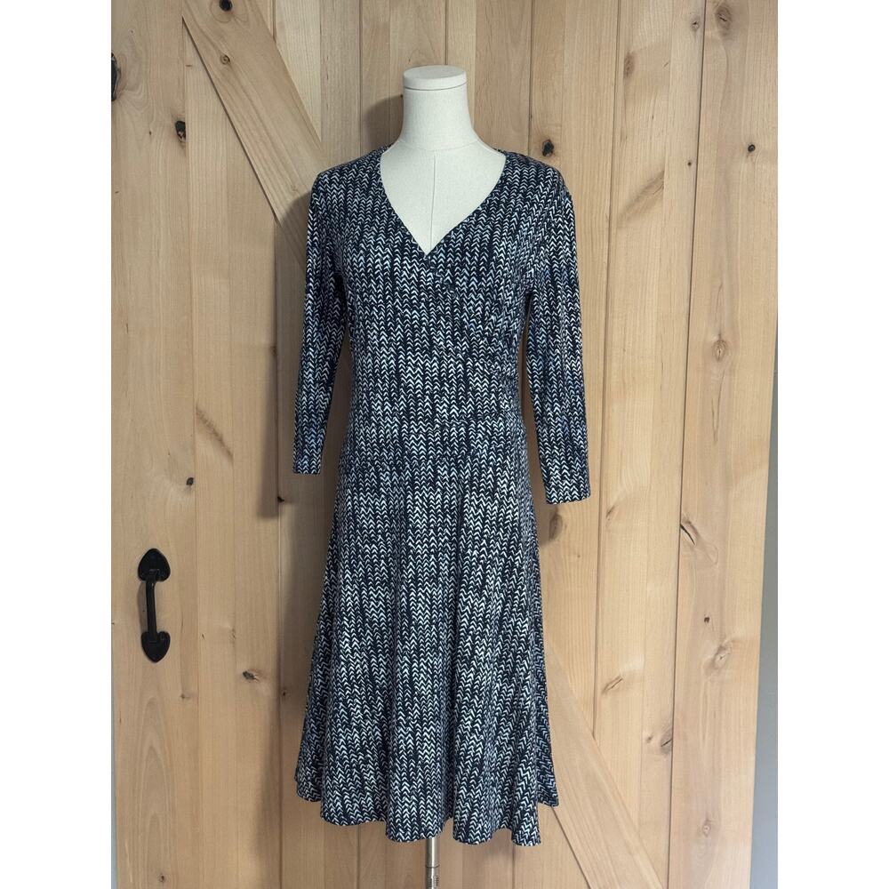 Garnet Hill | Brianna Surplice Knit Dress Navy Print Long Sleeve Midi | Size M